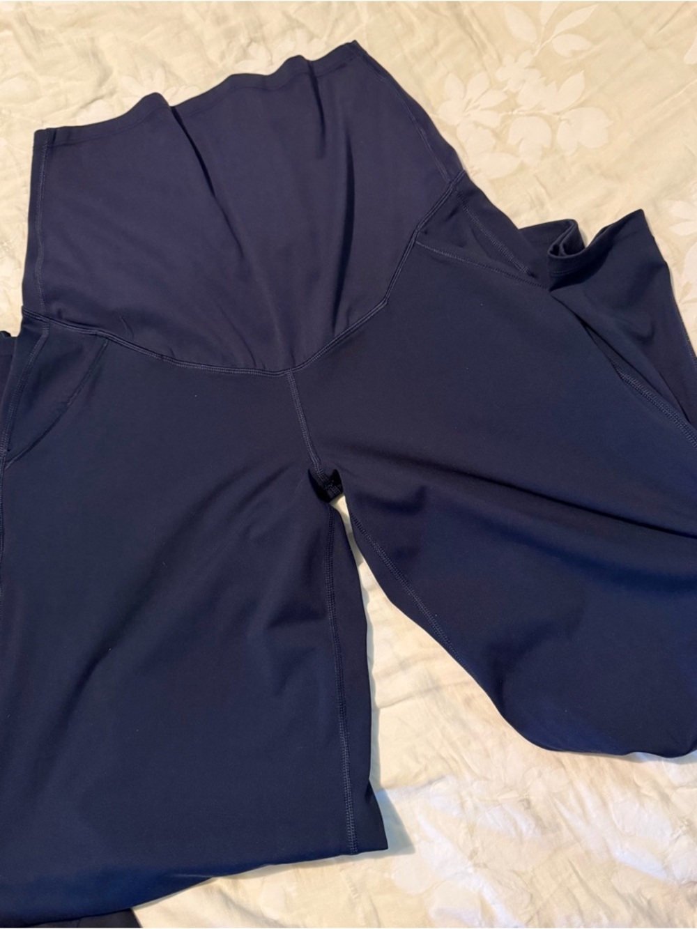 Maternity BUNDLE! - Picture 4 of 8